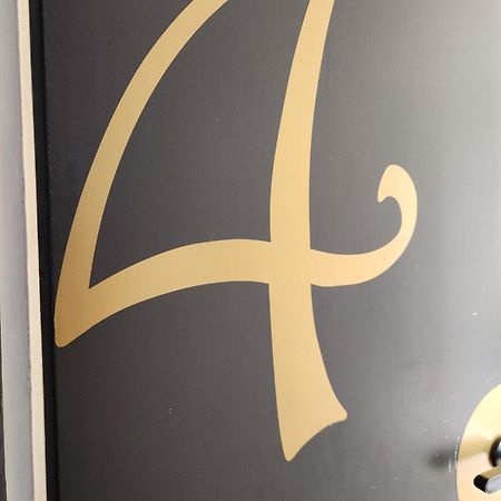 Le Petit Montmartre Hotel Dinard Ngoại thất bức ảnh