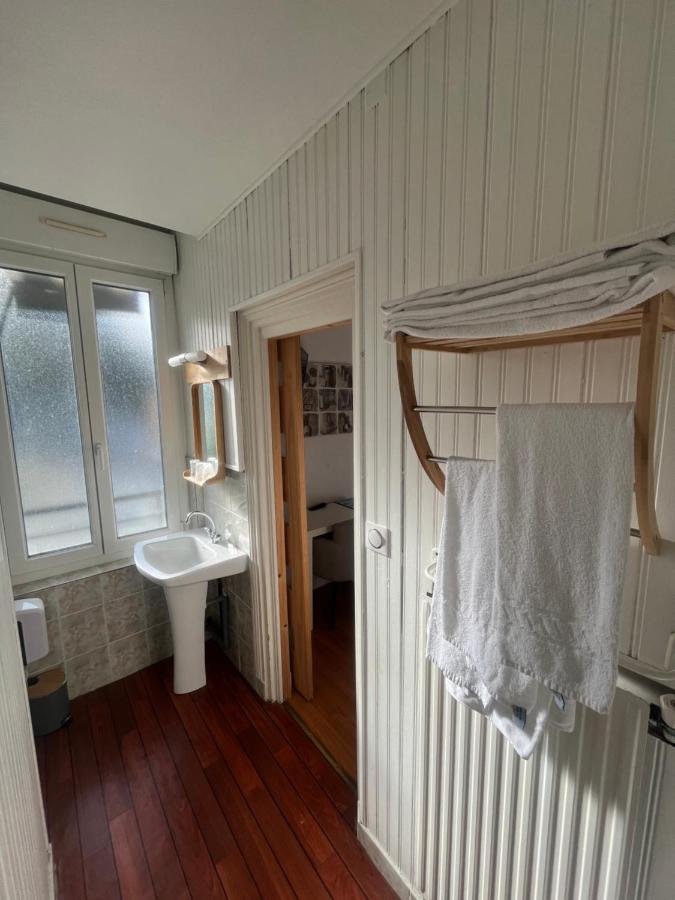Le Petit Montmartre Hotel Dinard Ngoại thất bức ảnh