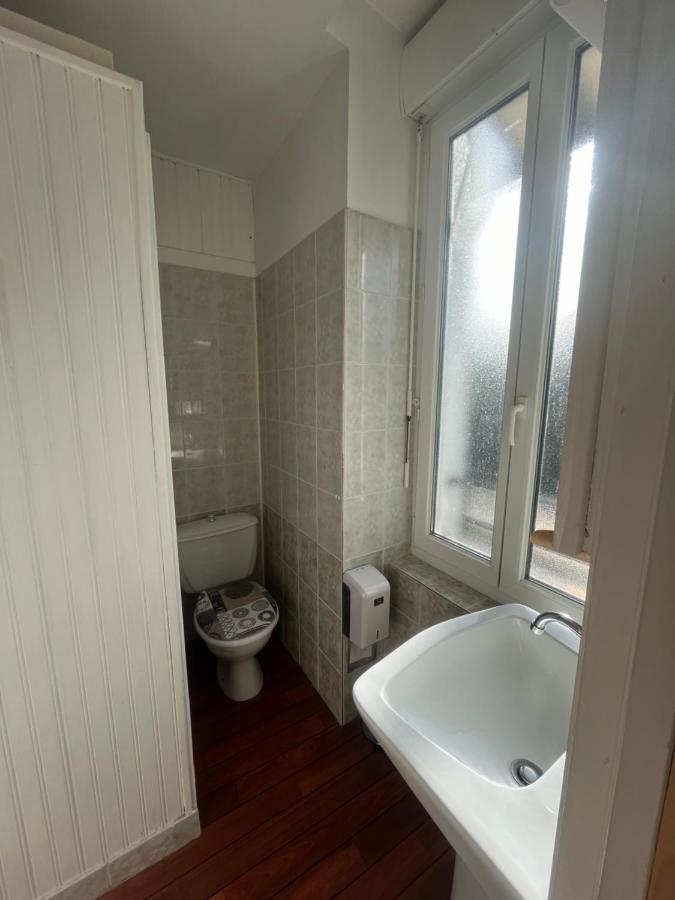Le Petit Montmartre Hotel Dinard Ngoại thất bức ảnh