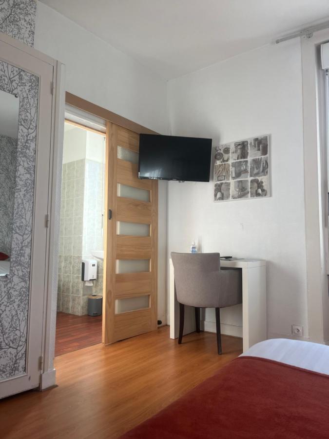 Le Petit Montmartre Hotel Dinard Ngoại thất bức ảnh