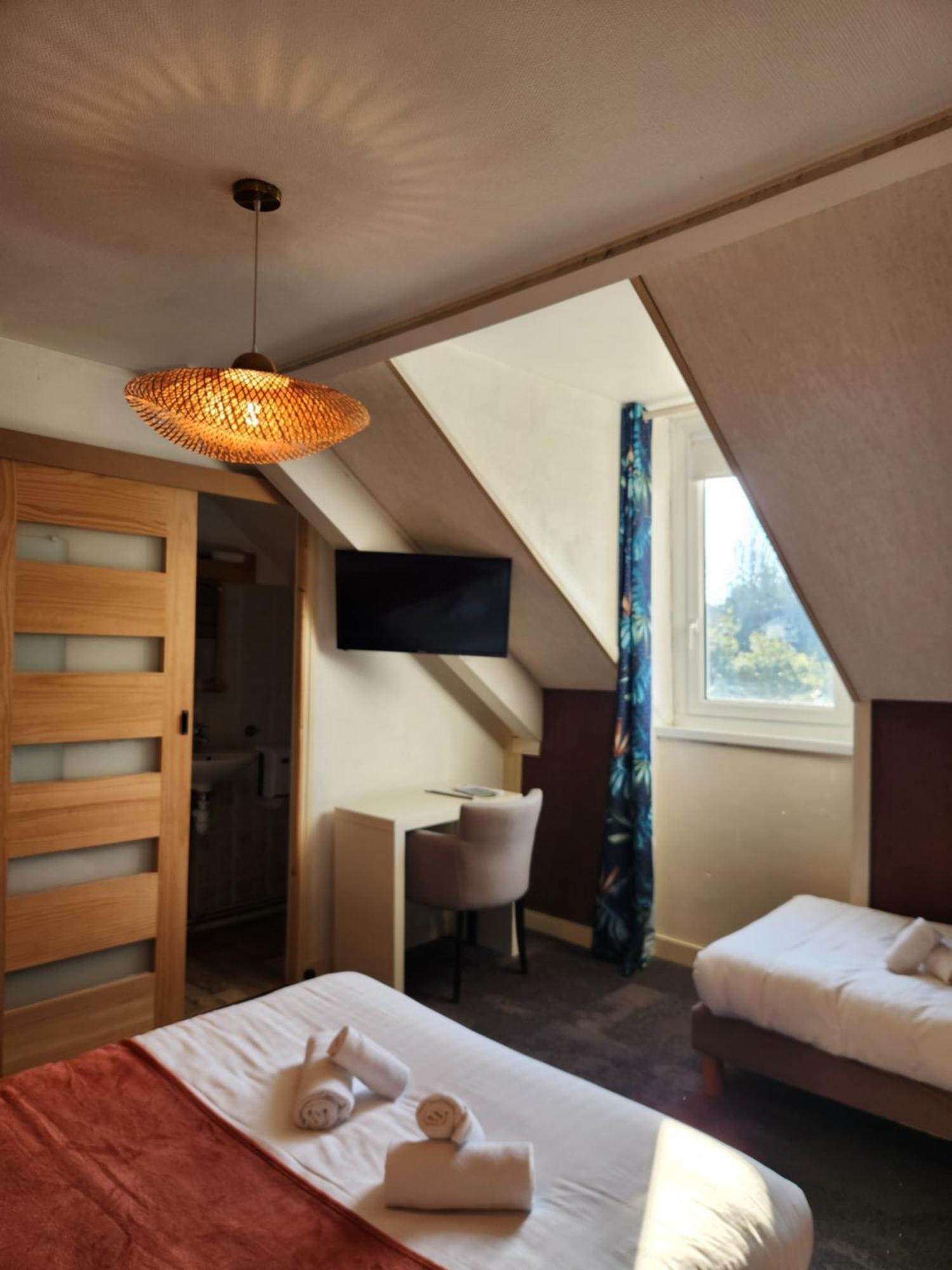 Le Petit Montmartre Hotel Dinard Ngoại thất bức ảnh