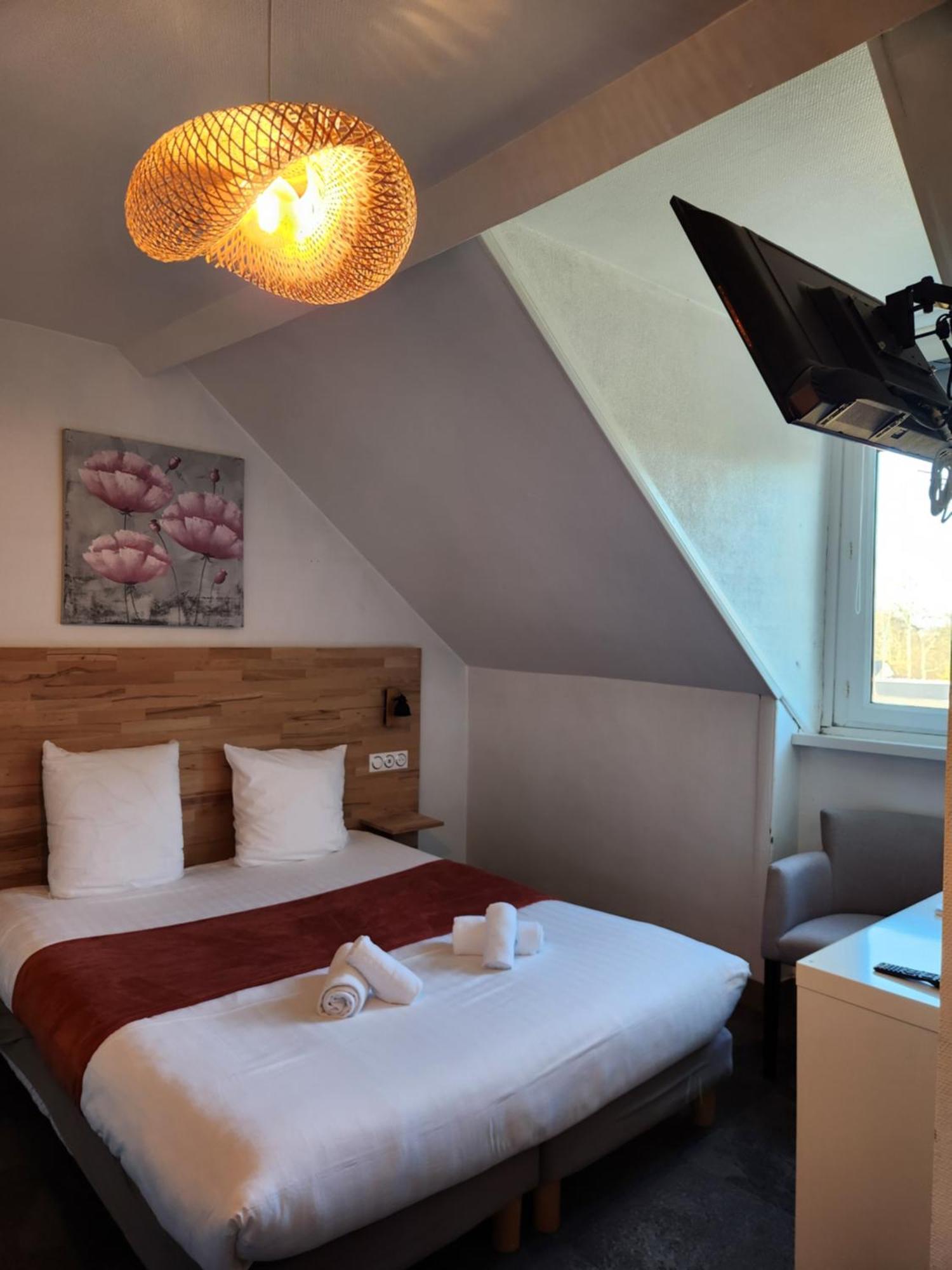 Le Petit Montmartre Hotel Dinard Ngoại thất bức ảnh